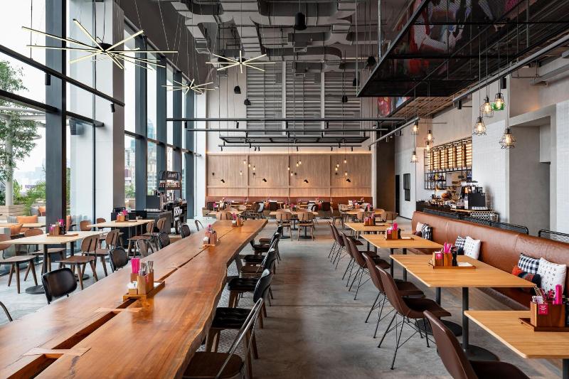 Moxy Bangkok Ratchaprasong - Restoran