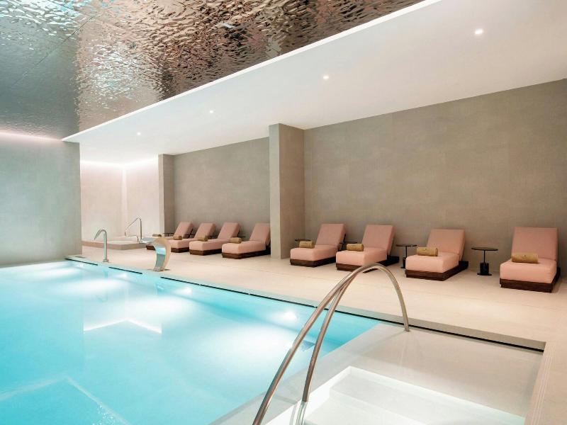Renaissance Porto Lapa Hotel - Havuz