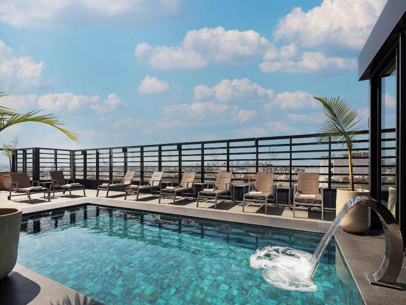 Courtyard By Marriott Casablanca Downtown - Havuz