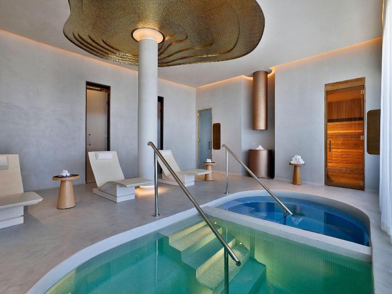 The St. Regis Red Sea Resort - Havuz