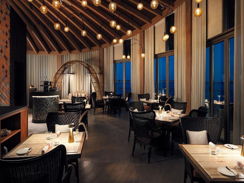 The St. Regis Red Sea Resort - Restoran