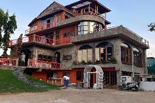 Nomads Homestay Sriracha by ZUZU otel fotoğrafı