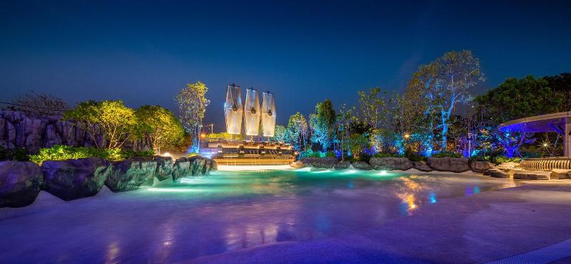 Grande Centre Point Space Pattaya - Havuz