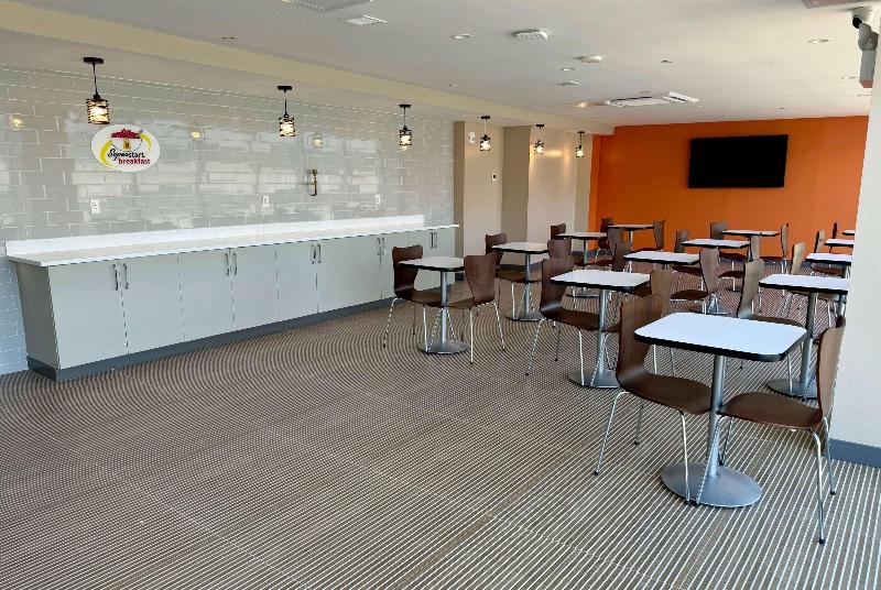 Super 8 By Wyndham Bronx Near Stadium - Toplantı