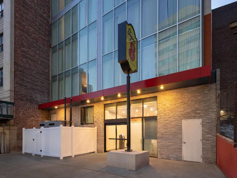 Super 8 By Wyndham Bronx Near Stadium - Genel