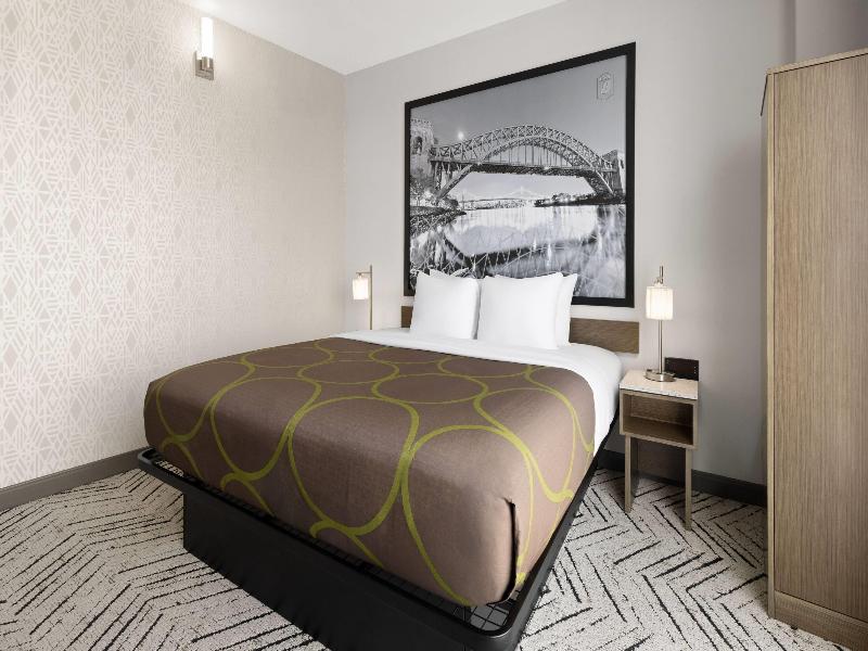 Super 8 By Wyndham Bronx Near Stadium - Oda