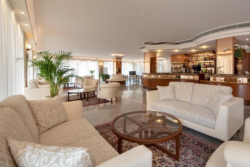 Hotel Tiffany - Lobi