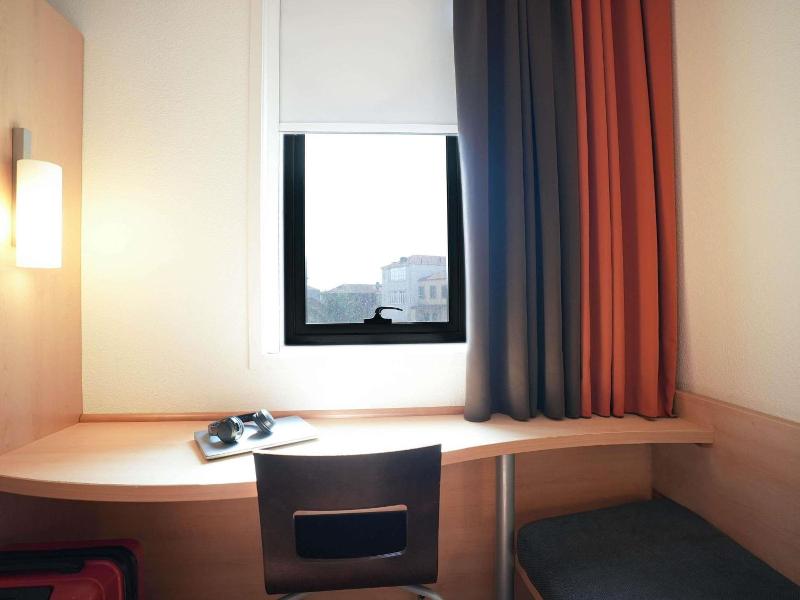Ibis Porto Centro Sao Bento - Oda