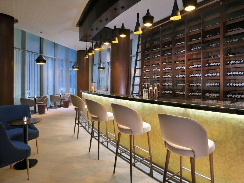 Le Meridien City Center, Doha - Bar