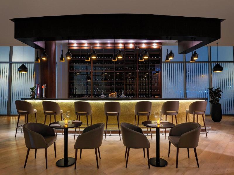 Le Meridien City Center, Doha - Bar