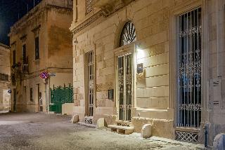 Il Garbino Suite And Apartment