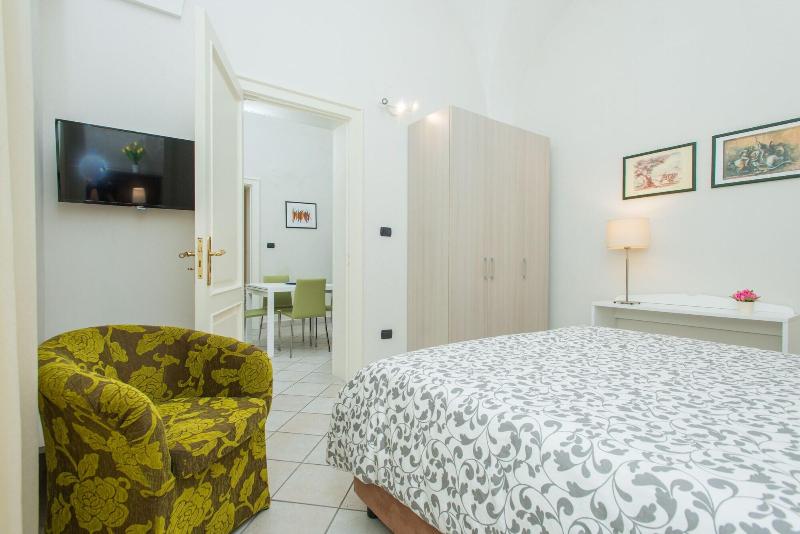 Il Garbino Suite And Apartment - Oda