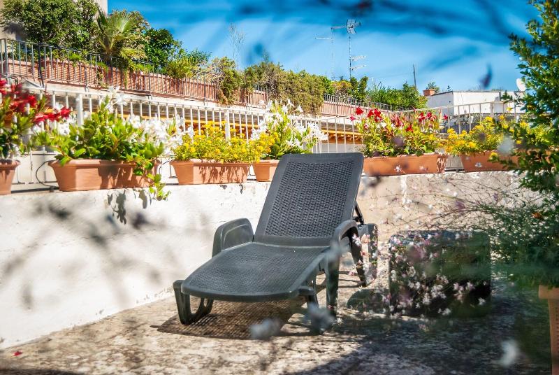 Il Garbino Suite And Apartment - Oda