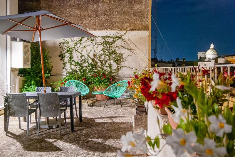 Il Garbino Suite And Apartment - Oda