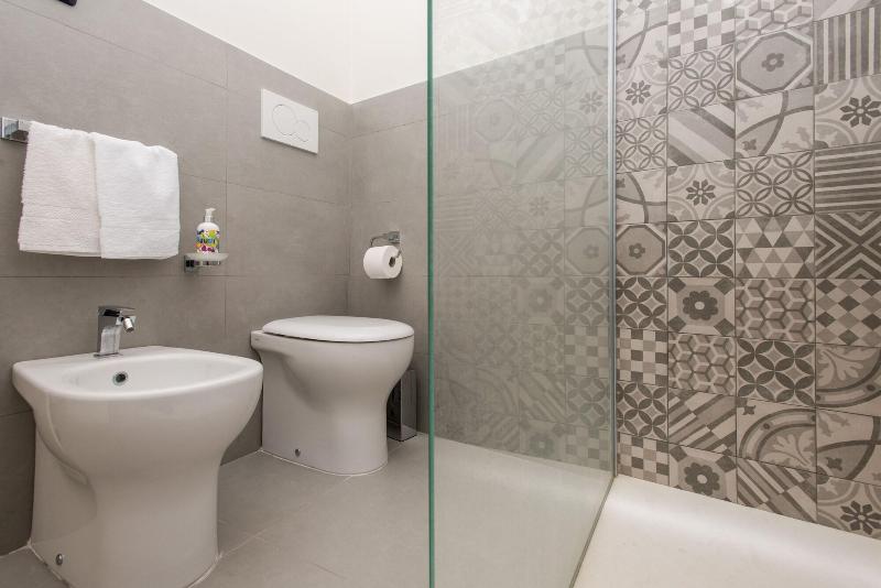 Il Garbino Suite And Apartment - Oda