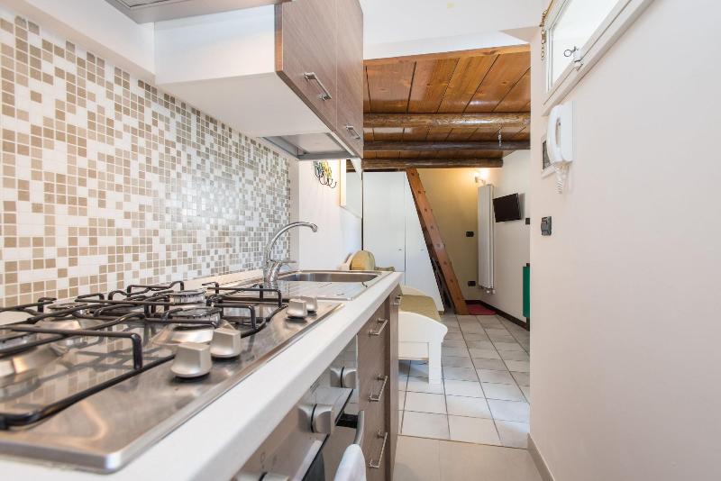 Il Garbino Suite And Apartment - Oda
