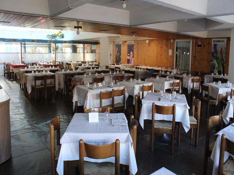 TH 1400 Hotel - Restoran