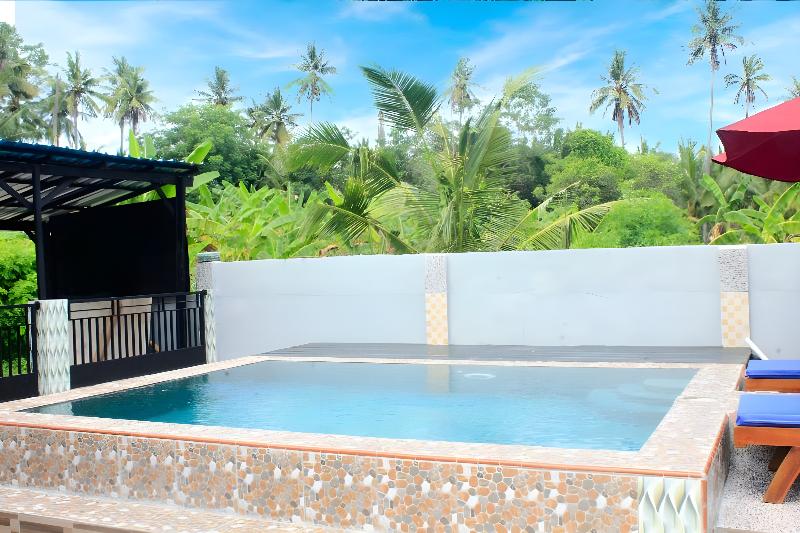 Sekar Kuning Villa By Zuzu - Havuz