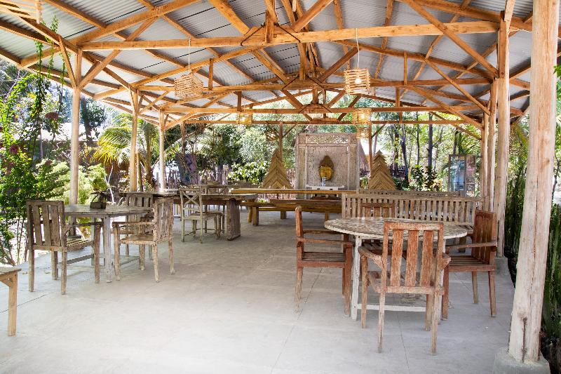 Cemara Beachfront Suite By Zuzu - Restoran