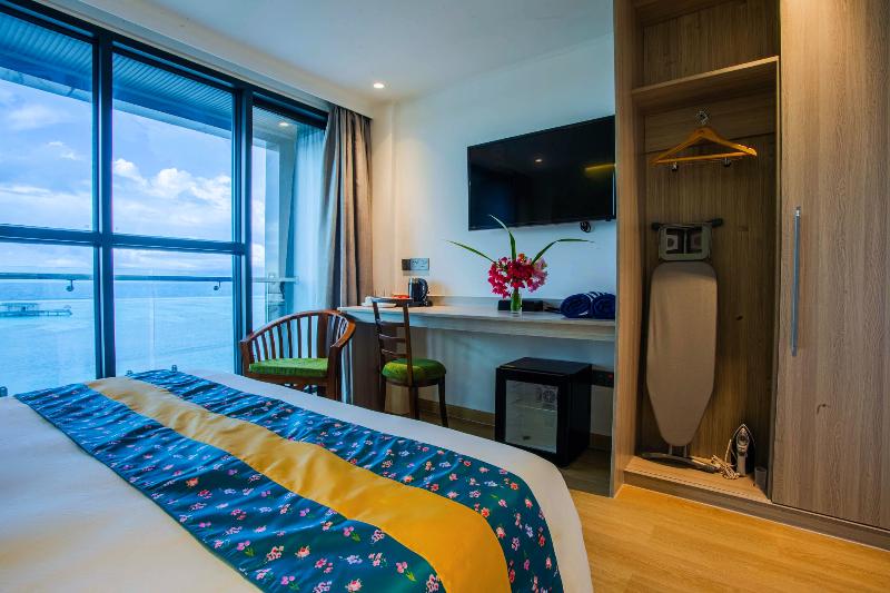 Beach Hotel Guraidhoo - Oda