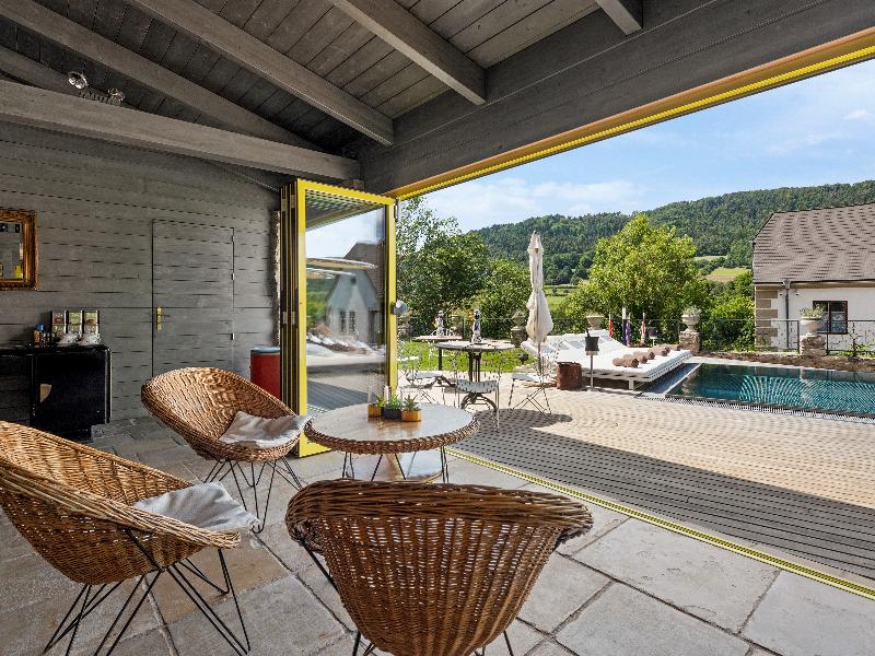 Le Petit Ivy Five Bedroom Château - Oda