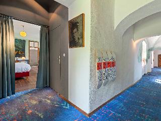 Le Petit Ivy Five Bedroom Château fotoÄŸrafÄ±