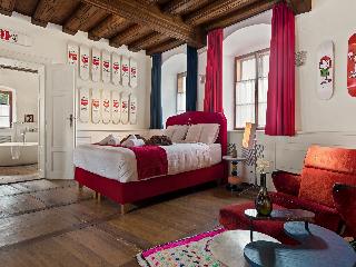 Le Petit Ivy Five Bedroom Château fotoÄŸrafÄ±