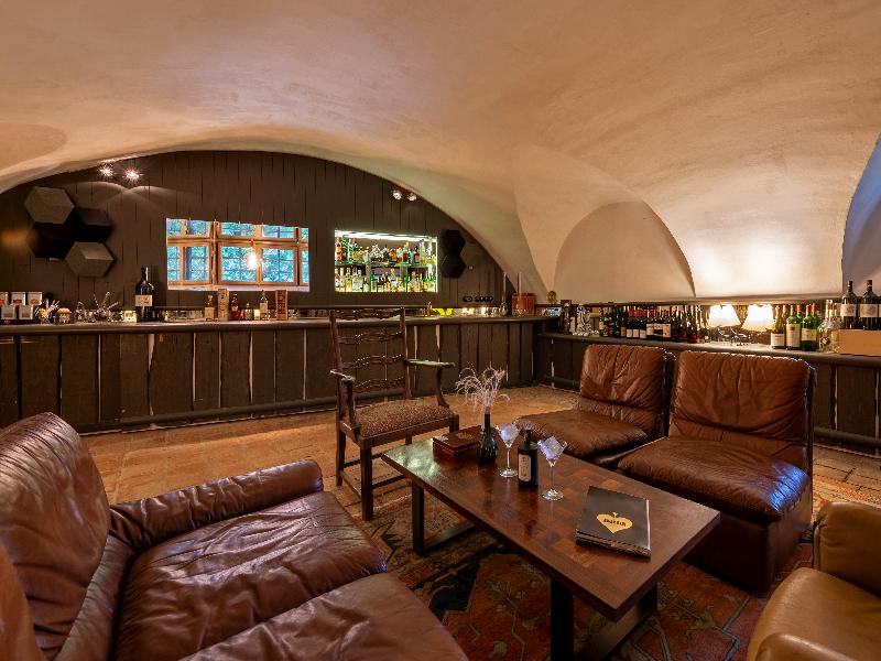 Le Petit Ivy Five Bedroom Château - Oda