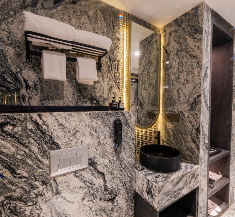 The All - Suite Pentacity Hotel Balikpapan - Oda