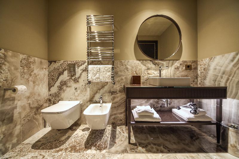 U-Visionary Venezia Hotel - Genel