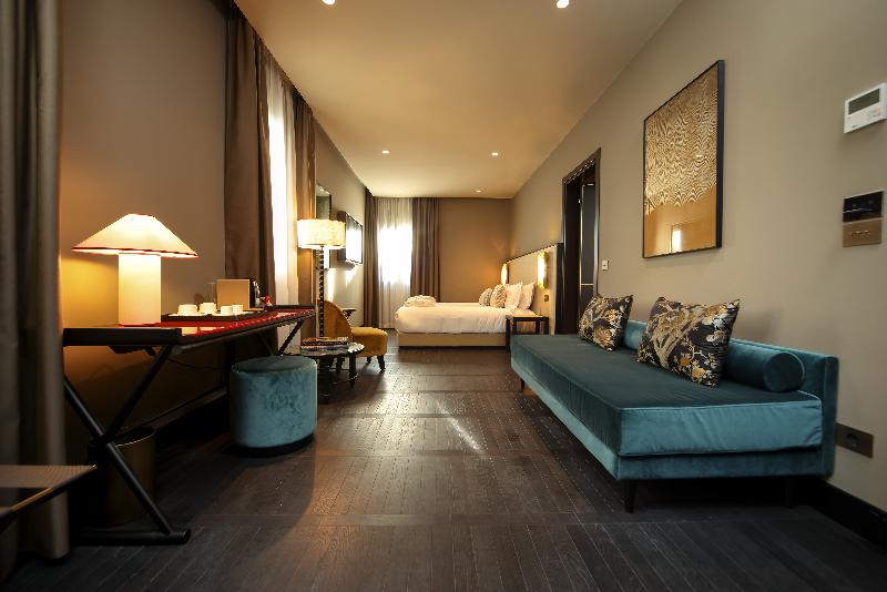 U-Visionary Venezia Hotel - Oda