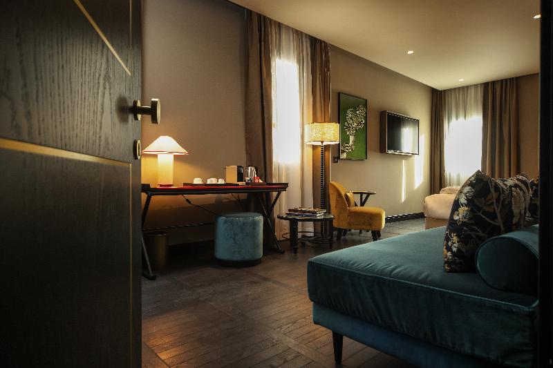 U-Visionary Venezia Hotel - Oda