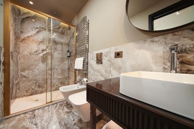 U-Visionary Venezia Hotel - Oda