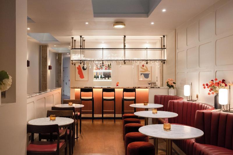 Rockwell East - Restoran
