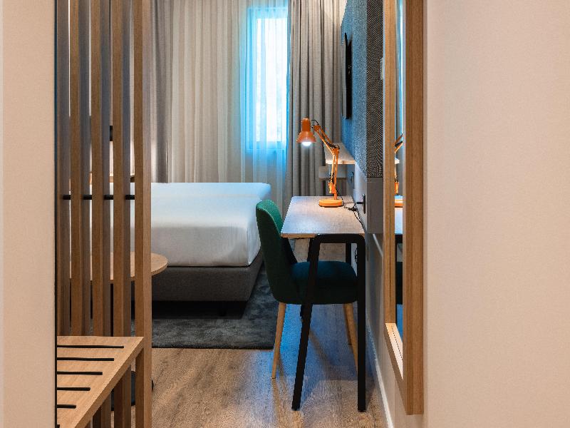 Holiday Inn Braga - Oda