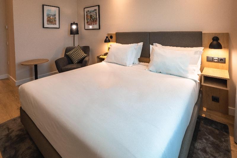 Holiday Inn Braga - Oda