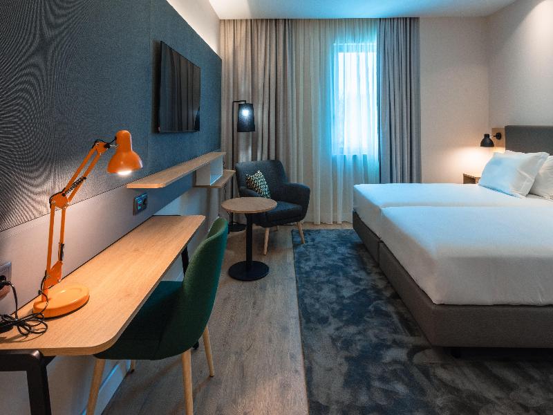 Holiday Inn Braga - Oda