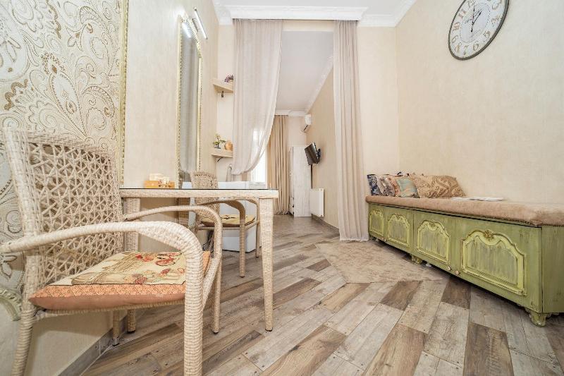Old Tbilisi Apart Hotel - Genel