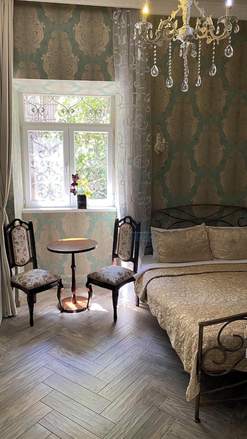 Old Tbilisi Apart Hotel - Oda