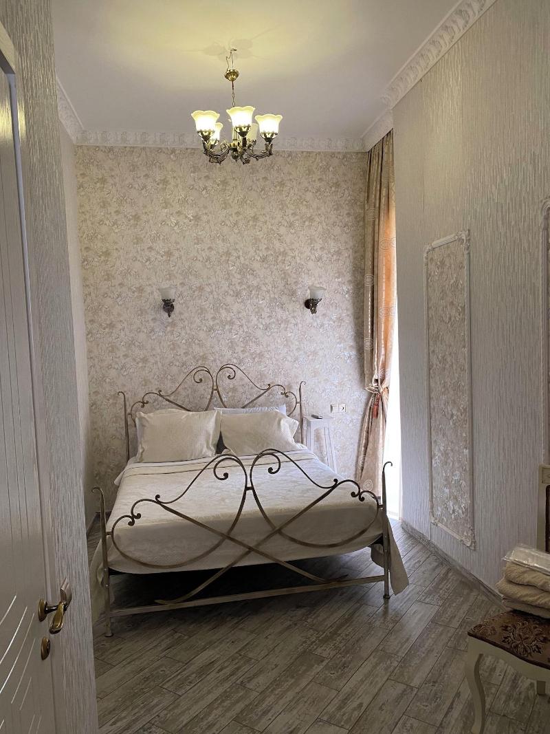 Old Tbilisi Apart Hotel - Oda
