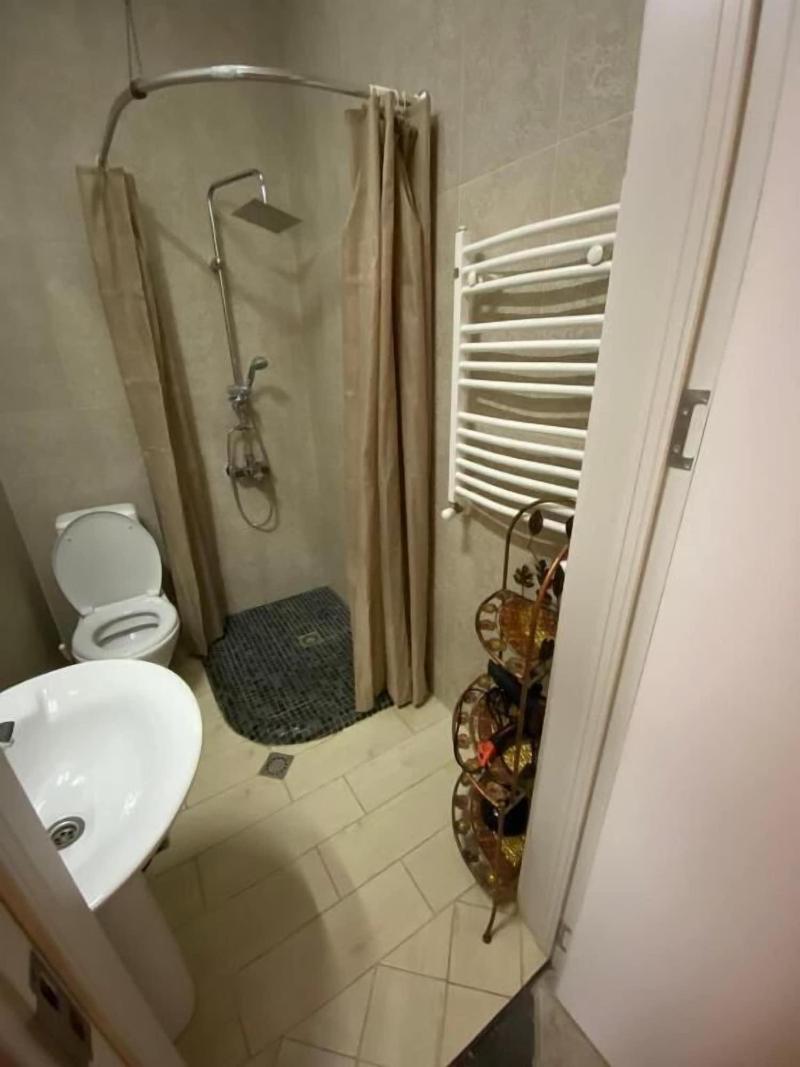 Old Tbilisi Apart Hotel - Oda