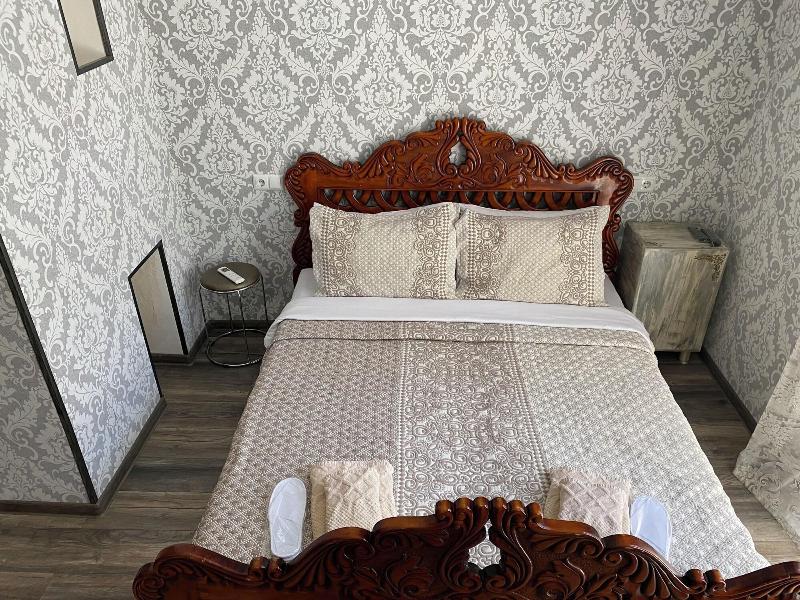 Old Tbilisi Apart Hotel - Oda