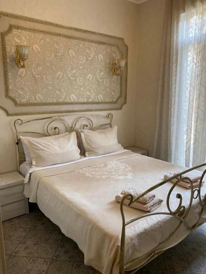 Old Tbilisi Apart Hotel - Oda