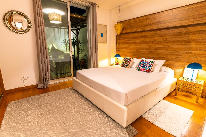 Epicenter Lodgings - Oda