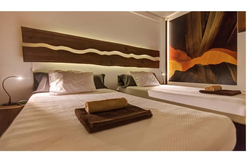 Epicenter Lodgings - Oda