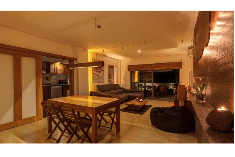 Epicenter Lodgings - Oda