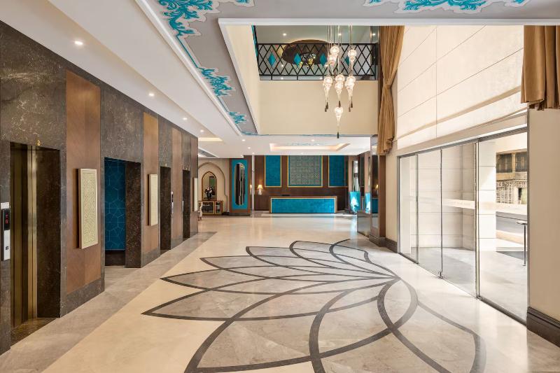 Ramada By Wyndham Makkah Zad Al Tayseer - Lobi