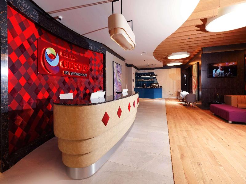 Ramada Encore Wyndham Al Khobar Corniche - Lobi
