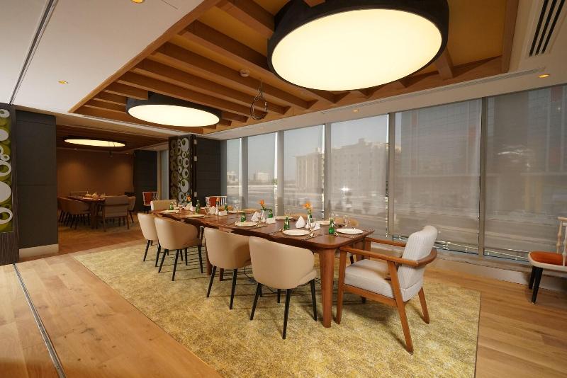 Ramada Encore Wyndham Al Khobar Corniche - Toplantı