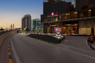 Ramada Encore Wyndham Al Khobar Corniche otel fotoğrafı